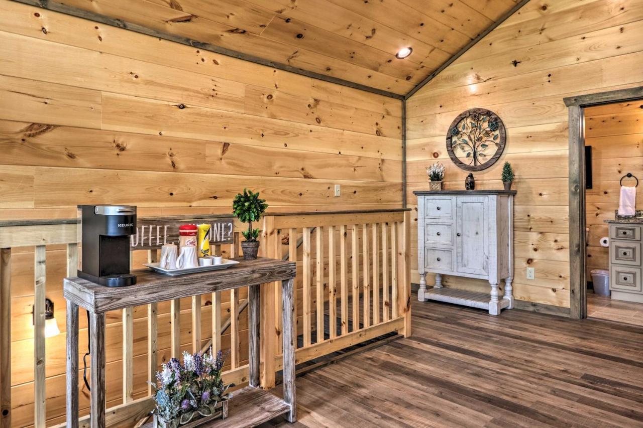 Modern Cabin With Hot Tub And Game Room In Gatlinburg! Ngoại thất bức ảnh