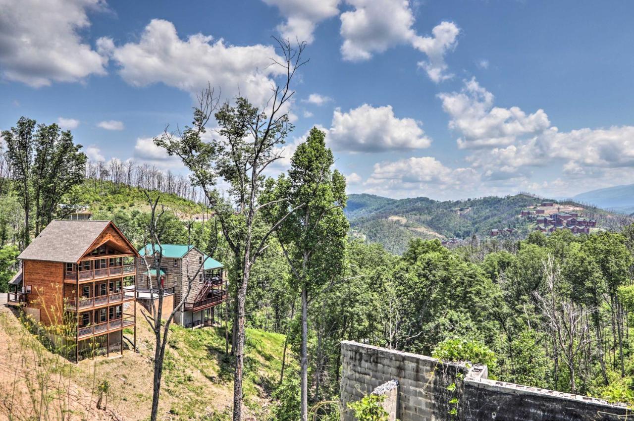 Modern Cabin With Hot Tub And Game Room In Gatlinburg! Ngoại thất bức ảnh